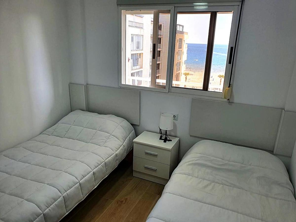 בנידורם First Line Apartment With 3 Bedrooms And Seaviews מראה חיצוני תמונה